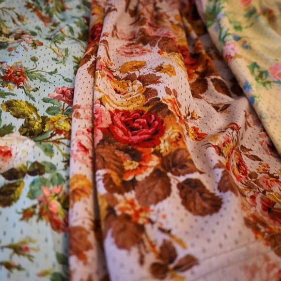 Lost Files Floral Collection - Picture 2 of 4